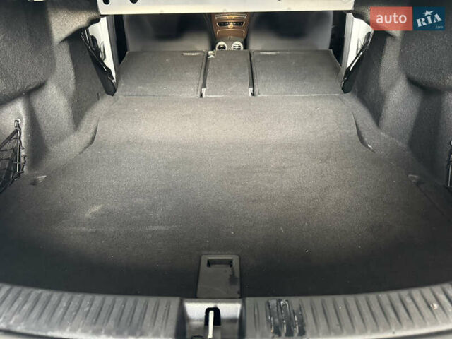 Білий Мерседес Ц-Клас, об'ємом двигуна 1.97 л та пробігом 40 тис. км за 27900 $, фото 25 на Automoto.ua