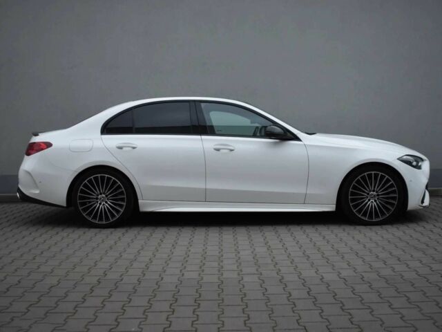 Белый Мерседес Ц-Класс, объемом двигателя 2 л и пробегом 65 тыс. км за 21000 $, фото 3 на Automoto.ua