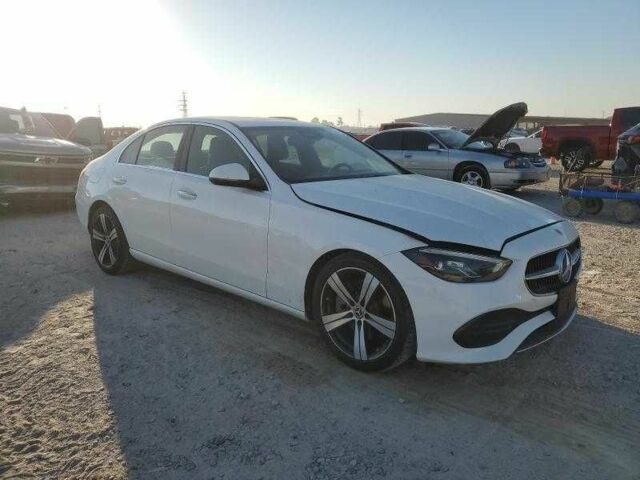 Білий Мерседес Ц-Клас, об'ємом двигуна 2 л та пробігом 52 тис. км за 7100 $, фото 3 на Automoto.ua