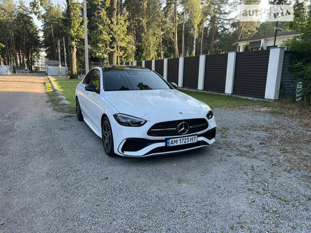 Білий Мерседес Ц-Клас, об'ємом двигуна 2 л та пробігом 9 тис. км за 46900 $, фото 1 на Automoto.ua