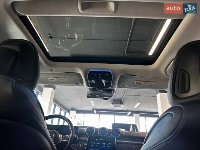 Білий Мерседес Ц-Клас, об'ємом двигуна 2 л та пробігом 30 тис. км за 39990 $, фото 38 на Automoto.ua