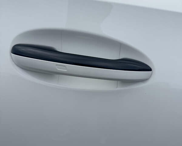 Мерседес Ц-Класс 2021 в Киеве на Automoto.ua Белый Мерседес Ц-Класс, объемом двигателя 1.5 л и пробегом 55 тыс. км за 49999 $, фото 34 на Automoto.ua