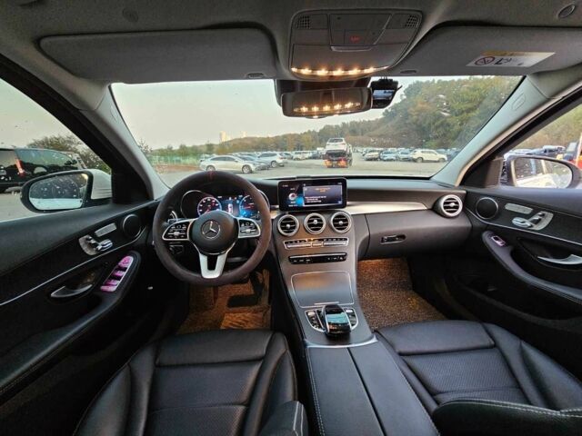 Білий Мерседес Ц-Клас, об'ємом двигуна 2 л та пробігом 70 тис. км за 8700 $, фото 5 на Automoto.ua