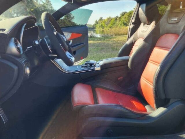 Белый Мерседес Ц-Класс, объемом двигателя 4 л и пробегом 27 тыс. км за 15700 $, фото 7 на Automoto.ua