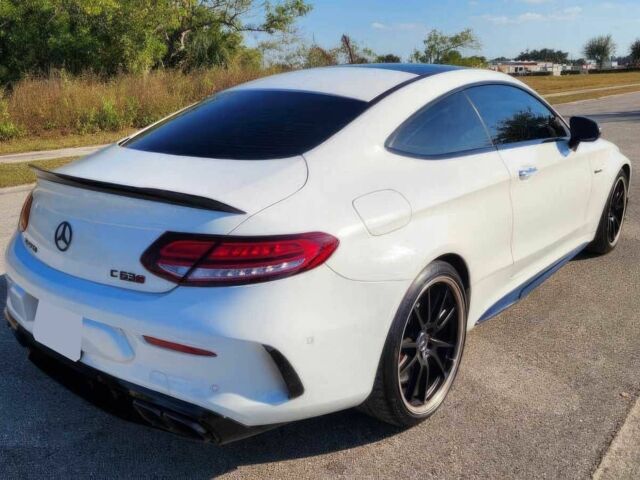 Белый Мерседес Ц-Класс, объемом двигателя 4 л и пробегом 27 тыс. км за 15700 $, фото 6 на Automoto.ua