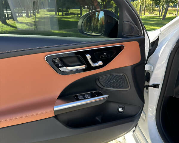 Белый Мерседес Ц-Класс, объемом двигателя 1.5 л и пробегом 66 тыс. км за 46999 $, фото 13 на Automoto.ua