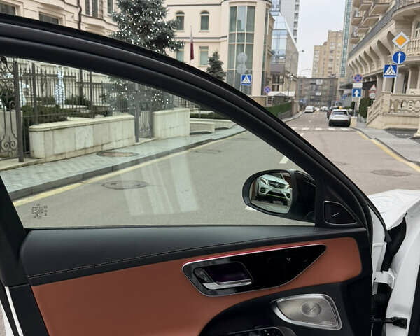 Білий Мерседес Ц-Клас, об'ємом двигуна 1.5 л та пробігом 55 тис. км за 49500 $, фото 4 на Automoto.ua