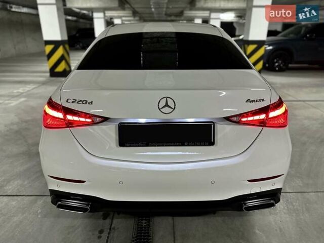 Білий Мерседес Ц-Клас, об'ємом двигуна 1.99 л та пробігом 30 тис. км за 54000 $, фото 11 на Automoto.ua
