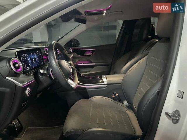 Мерседес Ц-Класс 2022 в Днепре (Днепропетровске) на Automoto.ua Белый Мерседес Ц-Класс, объемом двигателя 1.99 л и пробегом 30 тыс. км за 54000 $, фото 15 на Automoto.ua