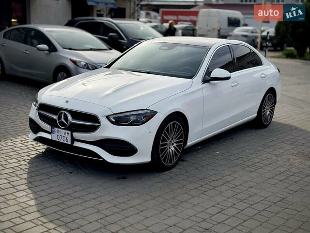 Білий Мерседес Ц-Клас, об'ємом двигуна 2 л та пробігом 25 тис. км за 40000 $, фото 2 на Automoto.ua