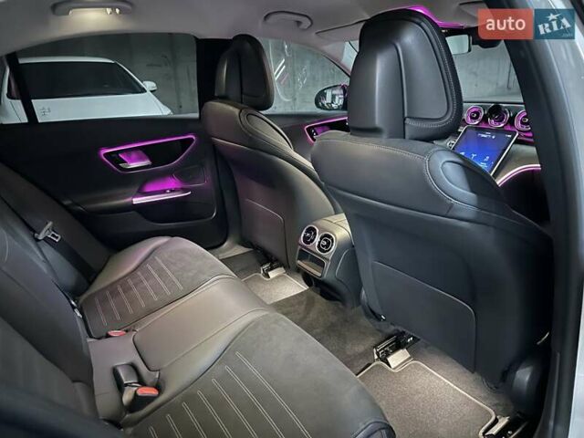 Мерседес Ц-Класс 2022 в Днепре (Днепропетровске) на Automoto.ua Белый Мерседес Ц-Класс, объемом двигателя 1.99 л и пробегом 30 тыс. км за 54000 $, фото 21 на Automoto.ua