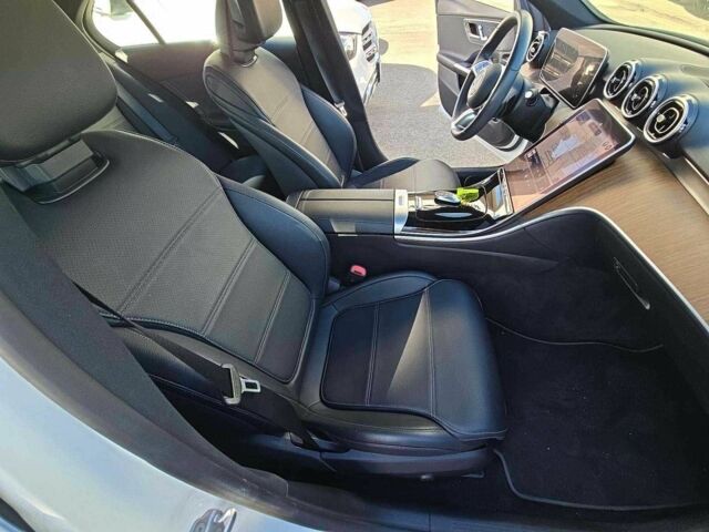 Белый Мерседес Ц-Класс, объемом двигателя 0 л и пробегом 33 тыс. км за 14000 $, фото 6 на Automoto.ua