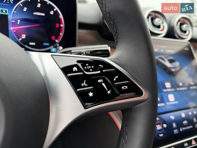 Білий Мерседес Ц-Клас, об'ємом двигуна 1.99 л та пробігом 5 тис. км за 53000 $, фото 42 на Automoto.ua