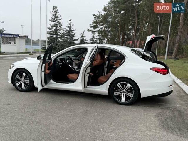 Білий Мерседес Ц-Клас, об'ємом двигуна 1.99 л та пробігом 5 тис. км за 53000 $, фото 18 на Automoto.ua