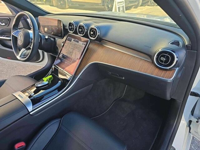 Белый Мерседес Ц-Класс, объемом двигателя 0 л и пробегом 33 тыс. км за 14000 $, фото 5 на Automoto.ua