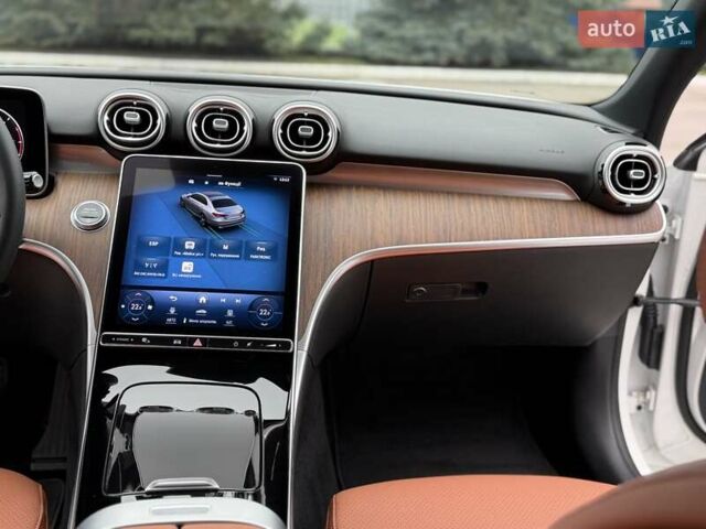 Білий Мерседес Ц-Клас, об'ємом двигуна 1.99 л та пробігом 5 тис. км за 53000 $, фото 38 на Automoto.ua