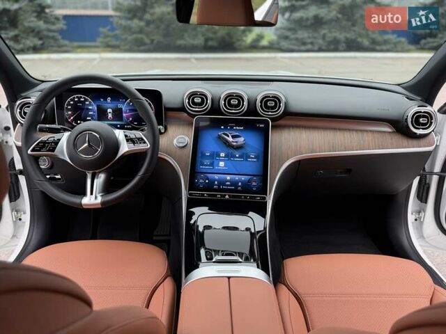 Білий Мерседес Ц-Клас, об'ємом двигуна 1.99 л та пробігом 5 тис. км за 53000 $, фото 36 на Automoto.ua