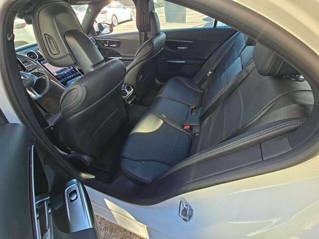 Белый Мерседес Ц-Класс, объемом двигателя 0 л и пробегом 33 тыс. км за 14000 $, фото 10 на Automoto.ua