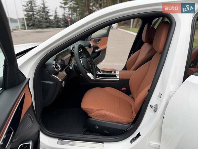 Білий Мерседес Ц-Клас, об'ємом двигуна 1.99 л та пробігом 5 тис. км за 53000 $, фото 20 на Automoto.ua