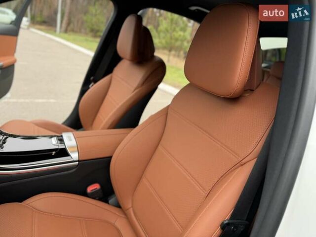 Білий Мерседес Ц-Клас, об'ємом двигуна 1.99 л та пробігом 5 тис. км за 53000 $, фото 23 на Automoto.ua