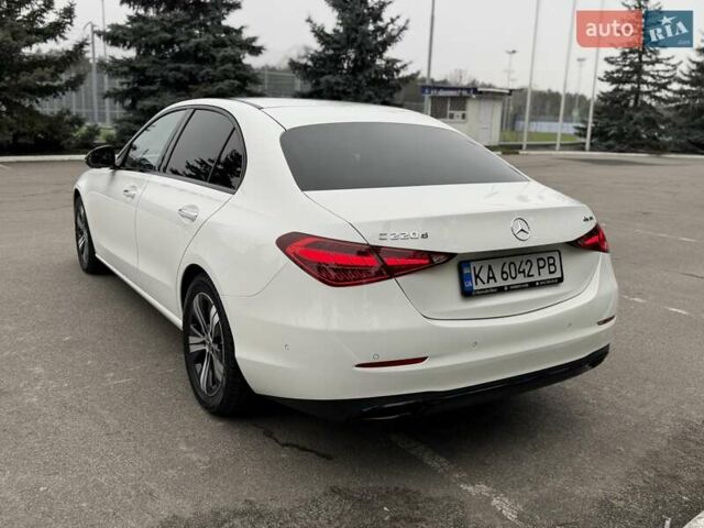 Білий Мерседес Ц-Клас, об'ємом двигуна 1.99 л та пробігом 5 тис. км за 53000 $, фото 5 на Automoto.ua