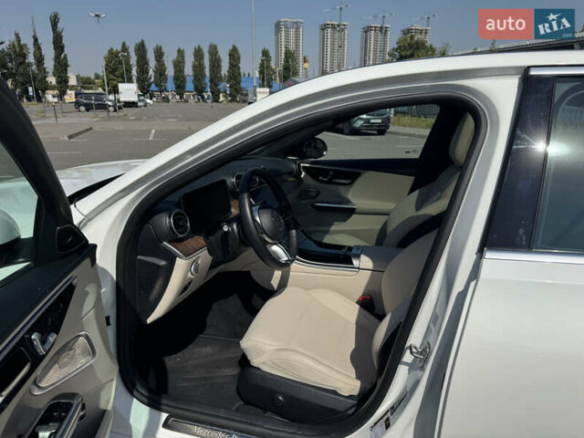 Білий Мерседес Ц-Клас, об'ємом двигуна 2 л та пробігом 8 тис. км за 41500 $, фото 51 на Automoto.ua