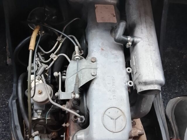 Білий Мерседес Ц-Клас, об'ємом двигуна 2.4 л та пробігом 200 тис. км за 1800 $, фото 6 на Automoto.ua