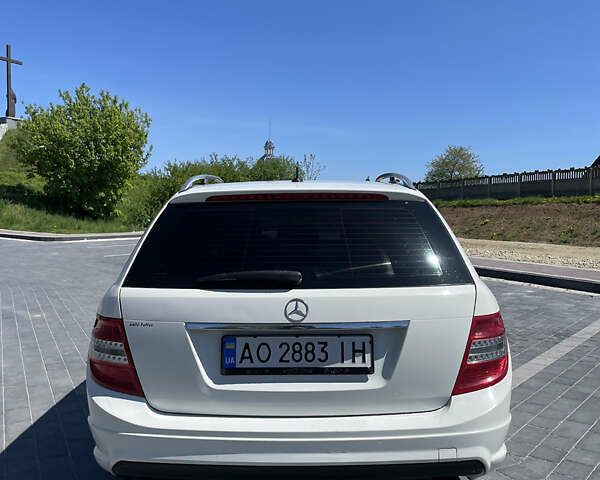 Білий Мерседес Ц-Клас, об'ємом двигуна 3 л та пробігом 302 тис. км за 8999 $, фото 17 на Automoto.ua