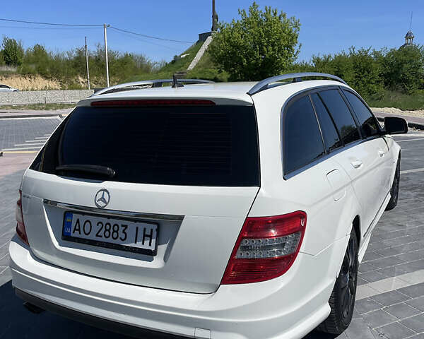 Білий Мерседес Ц-Клас, об'ємом двигуна 3 л та пробігом 302 тис. км за 8999 $, фото 15 на Automoto.ua