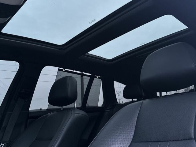 Белый Мерседес Ц-Класс, объемом двигателя 2.1 л и пробегом 322 тыс. км за 10400 $, фото 11 на Automoto.ua