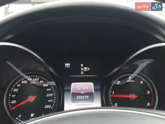 Белый Мерседес Ц-Класс, объемом двигателя 2.14 л и пробегом 220 тыс. км за 16500 $, фото 17 на Automoto.ua