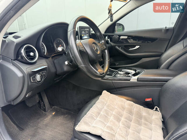 Білий Мерседес Ц-Клас, об'ємом двигуна 2.2 л та пробігом 339 тис. км за 16800 $, фото 7 на Automoto.ua