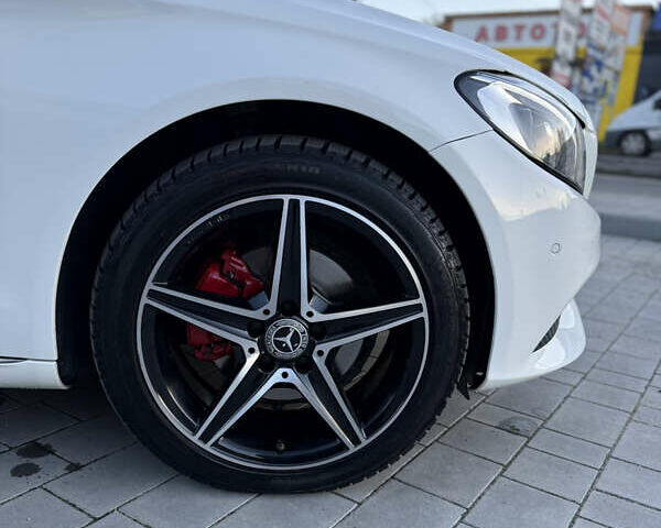 Белый Мерседес Ц-Класс, объемом двигателя 2.14 л и пробегом 159 тыс. км за 21900 $, фото 7 на Automoto.ua