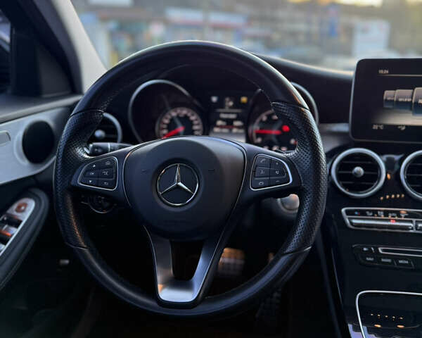 Белый Мерседес Ц-Класс, объемом двигателя 2.14 л и пробегом 159 тыс. км за 21900 $, фото 19 на Automoto.ua