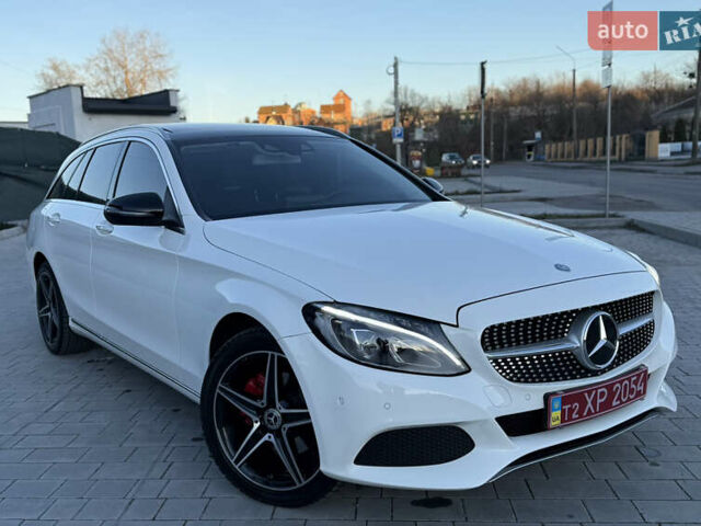 Белый Мерседес Ц-Класс, объемом двигателя 2.14 л и пробегом 159 тыс. км за 21900 $, фото 2 на Automoto.ua