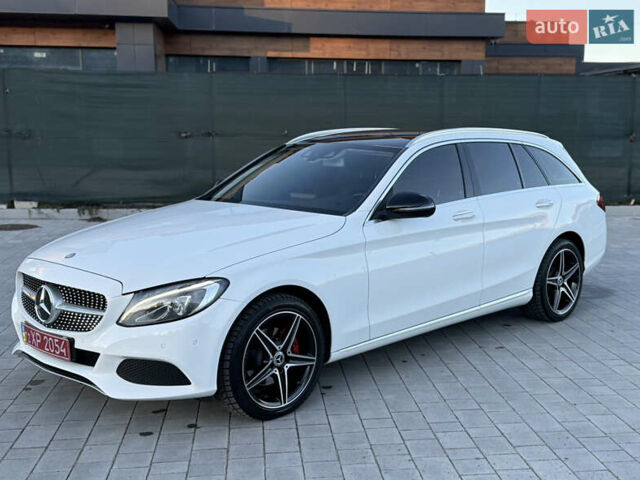 Белый Мерседес Ц-Класс, объемом двигателя 2.14 л и пробегом 159 тыс. км за 21900 $, фото 9 на Automoto.ua