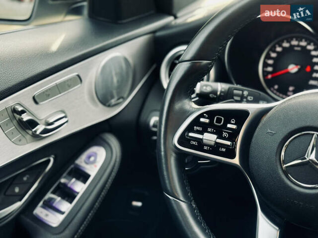 Белый Мерседес Ц-Класс, объемом двигателя 1.95 л и пробегом 148 тыс. км за 27500 $, фото 30 на Automoto.ua