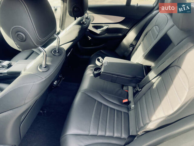 Белый Мерседес Ц-Класс, объемом двигателя 1.95 л и пробегом 148 тыс. км за 27500 $, фото 46 на Automoto.ua