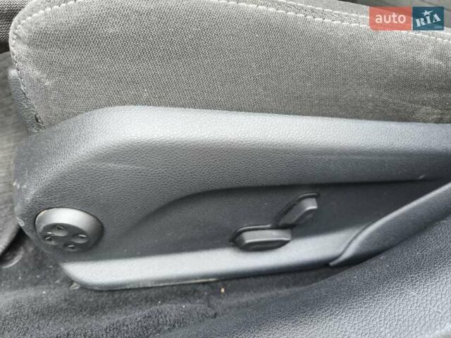Білий Мерседес Ц-Клас, об'ємом двигуна 1.6 л та пробігом 242 тис. км за 17800 $, фото 10 на Automoto.ua