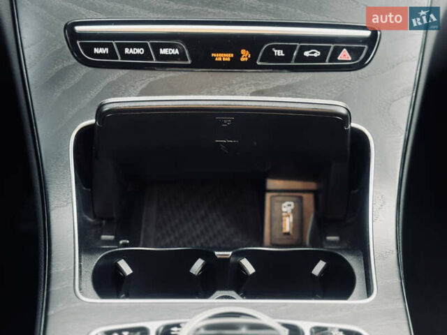 Белый Мерседес Ц-Класс, объемом двигателя 1.95 л и пробегом 148 тыс. км за 27500 $, фото 40 на Automoto.ua