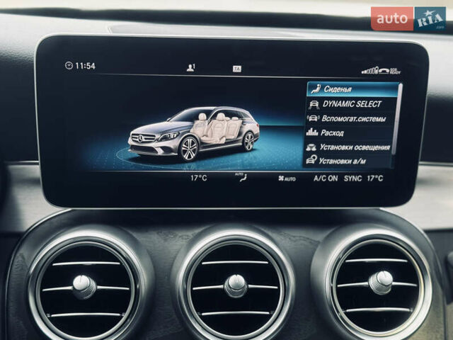 Белый Мерседес Ц-Класс, объемом двигателя 1.95 л и пробегом 148 тыс. км за 27500 $, фото 37 на Automoto.ua