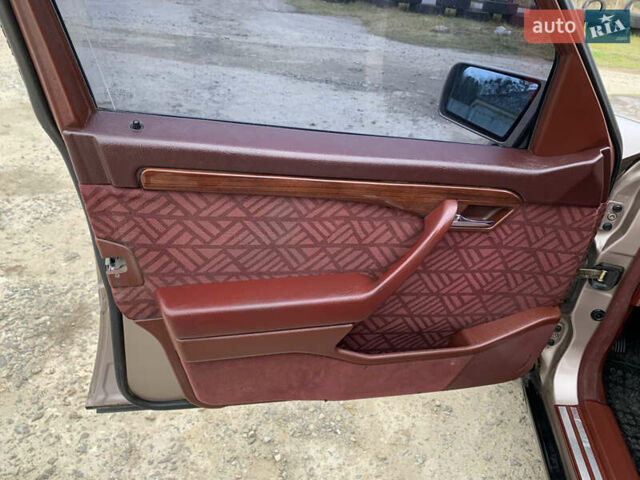 Бежевый Мерседес Ц-Класс, объемом двигателя 1.8 л и пробегом 381 тыс. км за 3650 $, фото 10 на Automoto.ua