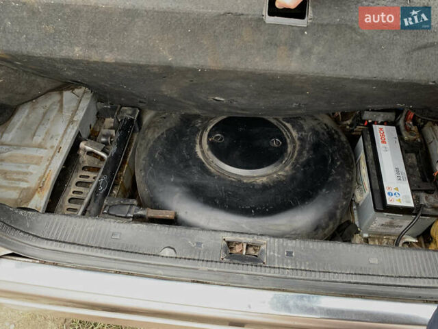 Бежевый Мерседес Ц-Класс, объемом двигателя 1.8 л и пробегом 381 тыс. км за 3650 $, фото 24 на Automoto.ua