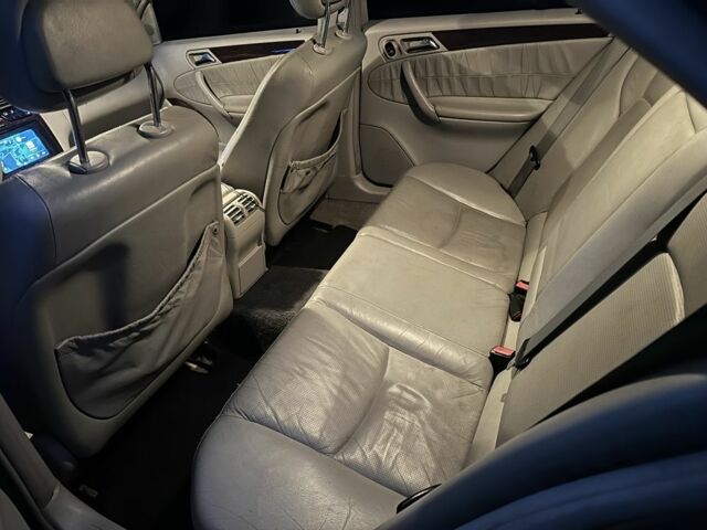 Бежевый Мерседес Ц-Класс, объемом двигателя 1.8 л и пробегом 248 тыс. км за 3749 $, фото 9 на Automoto.ua