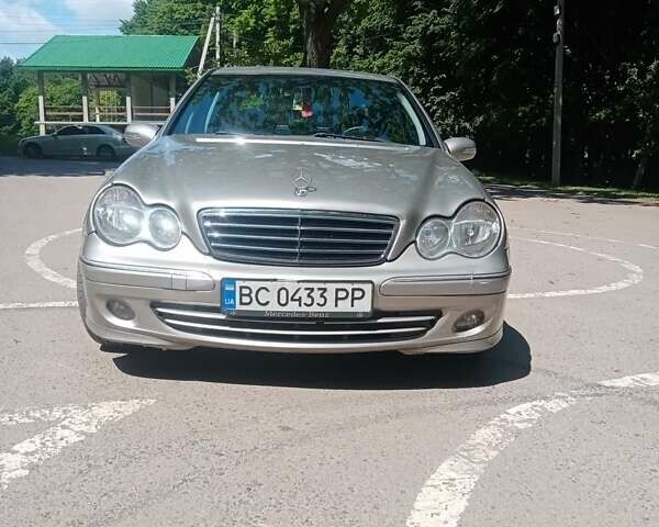 Бежевий Мерседес Ц-Клас, об'ємом двигуна 2.7 л та пробігом 354 тис. км за 6300 $, фото 8 на Automoto.ua