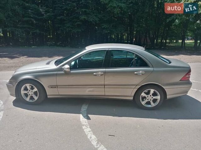 Бежевий Мерседес Ц-Клас, об'ємом двигуна 2.7 л та пробігом 354 тис. км за 6300 $, фото 2 на Automoto.ua