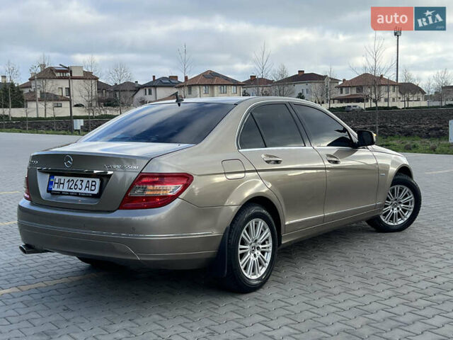Бежевый Мерседес Ц-Класс, объемом двигателя 1.8 л и пробегом 182 тыс. км за 7800 $, фото 3 на Automoto.ua