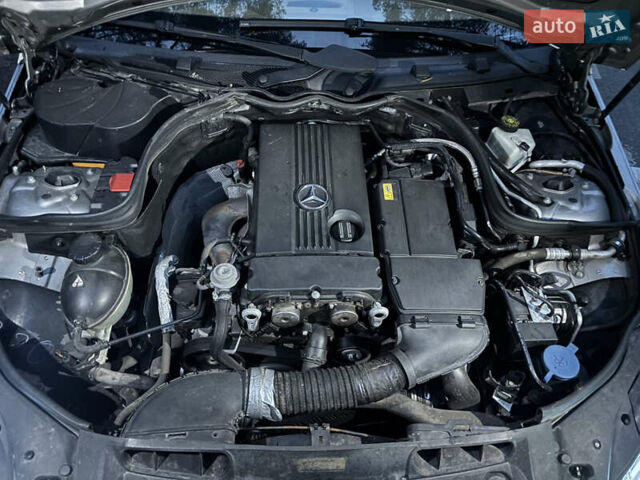 Бежевий Мерседес Ц-Клас, об'ємом двигуна 1.8 л та пробігом 183 тис. км за 9800 $, фото 14 на Automoto.ua