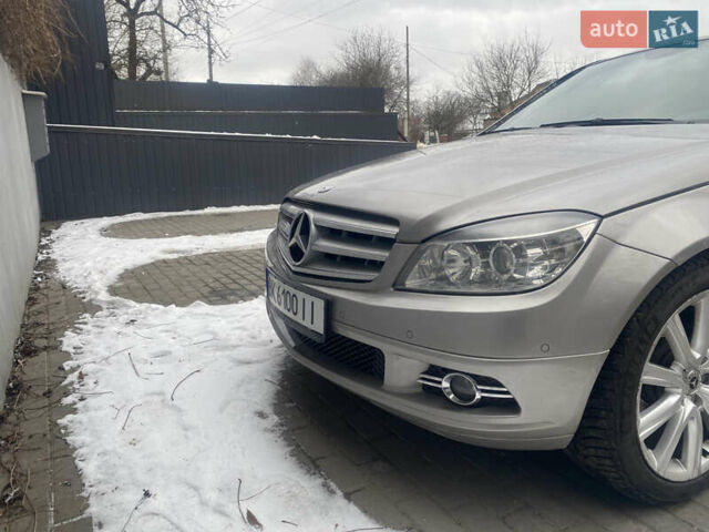 Бежевий Мерседес Ц-Клас, об'ємом двигуна 1.8 л та пробігом 282 тис. км за 8700 $, фото 4 на Automoto.ua