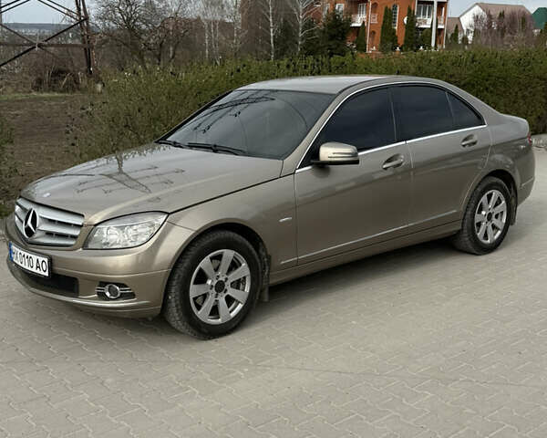 Бежевий Мерседес Ц-Клас, об'ємом двигуна 1.8 л та пробігом 203 тис. км за 9100 $, фото 20 на Automoto.ua